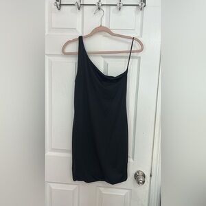Forever 21 Black One-Shoulder Camisole